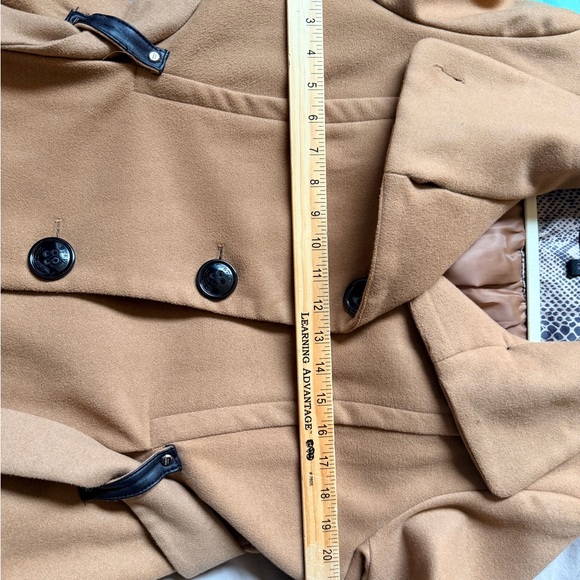 Pleated Camel Coat with Belt and Oversized Buttons - Picture 8 of 10